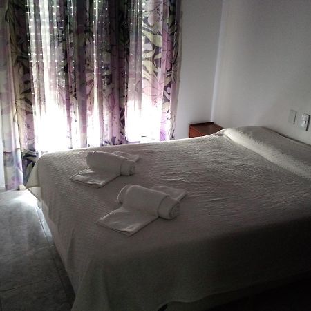 Hotel Hebron Termas de Rio Hondo Bagian luar foto