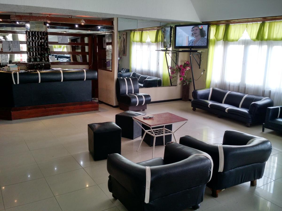 Hotel Hebron Termas de Rio Hondo Bagian luar foto